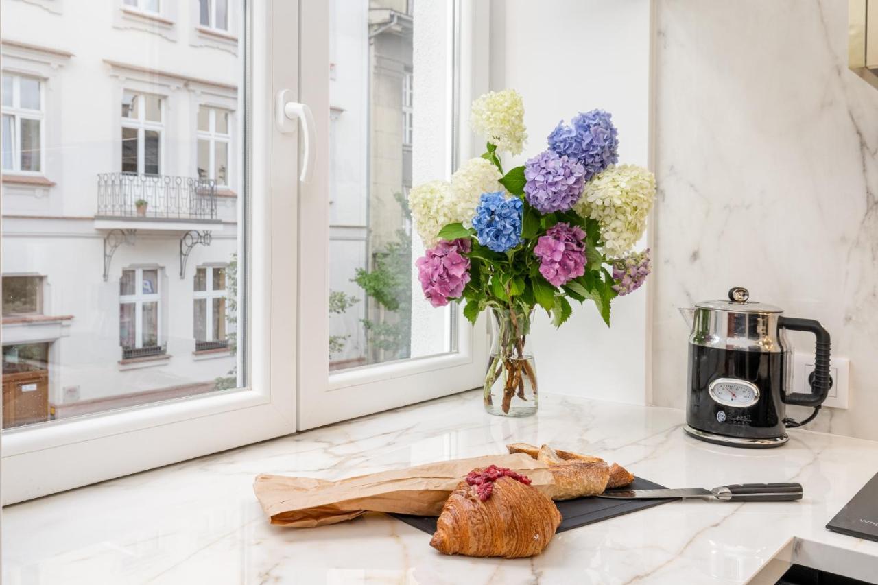 Premium Apartment In Parisian Style In The Heart Of Old 크라쿠프 외부 사진