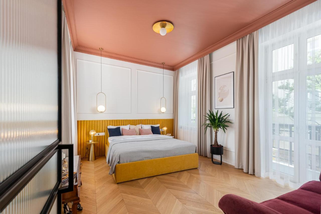 Premium Apartment In Parisian Style In The Heart Of Old 크라쿠프 외부 사진
