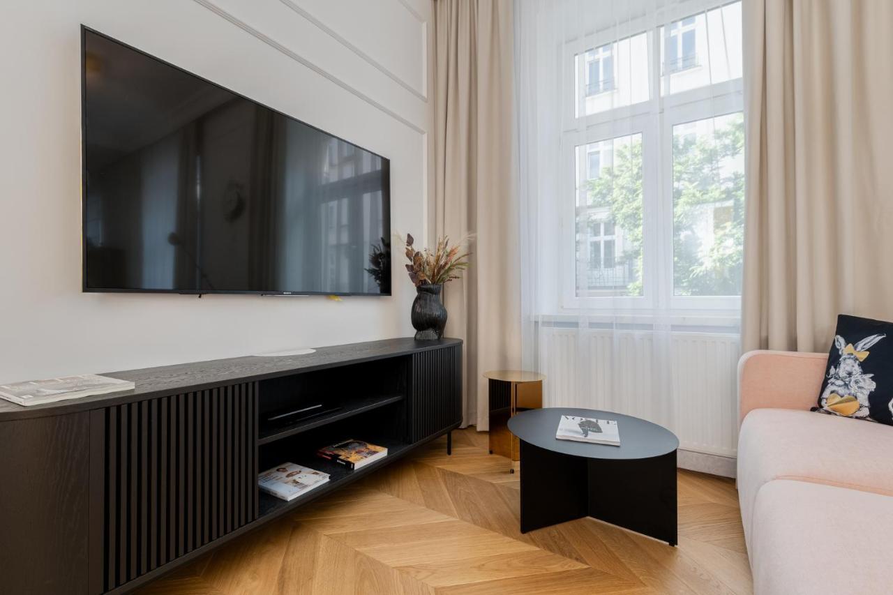 Premium Apartment In Parisian Style In The Heart Of Old 크라쿠프 외부 사진