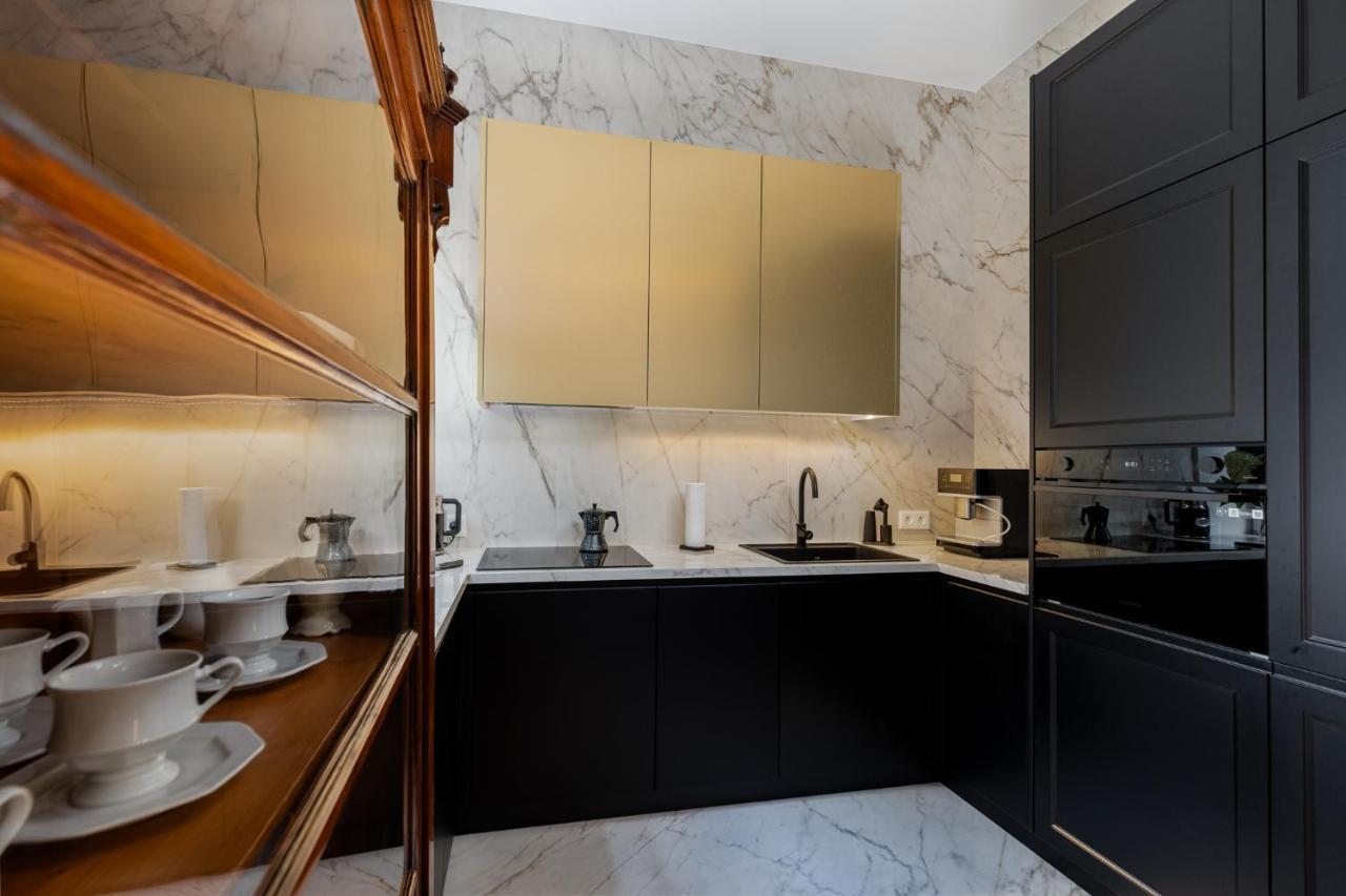 Premium Apartment In Parisian Style In The Heart Of Old 크라쿠프 외부 사진