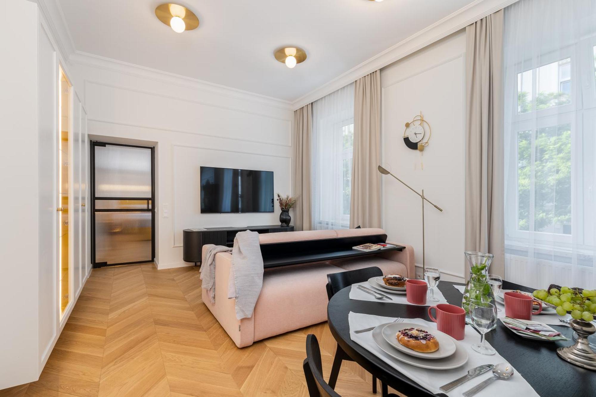 Premium Apartment In Parisian Style In The Heart Of Old 크라쿠프 외부 사진
