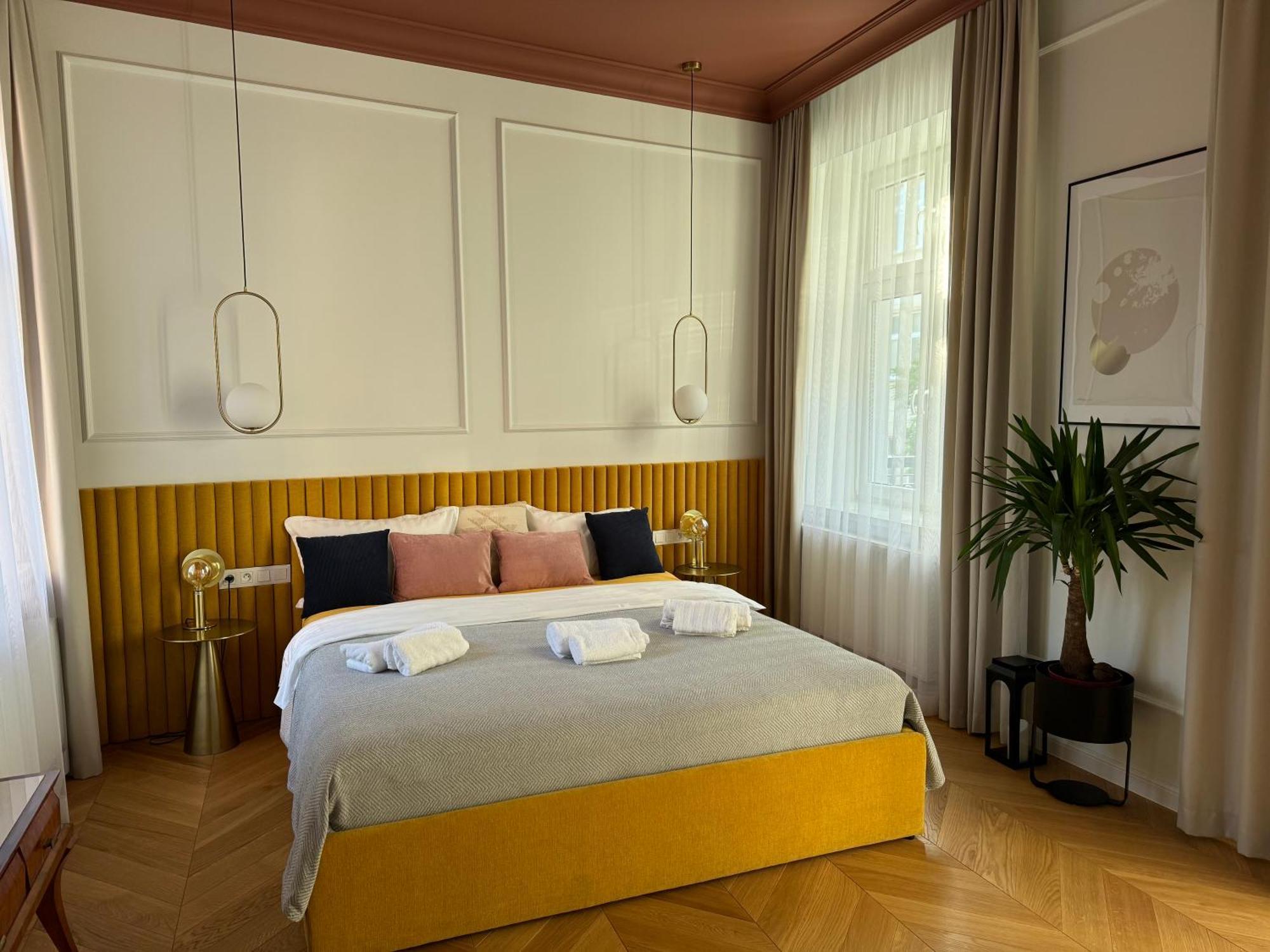 Premium Apartment In Parisian Style In The Heart Of Old 크라쿠프 외부 사진